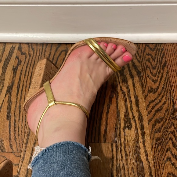 Schutz heels NTW $118 golden - Picture 5 of 5